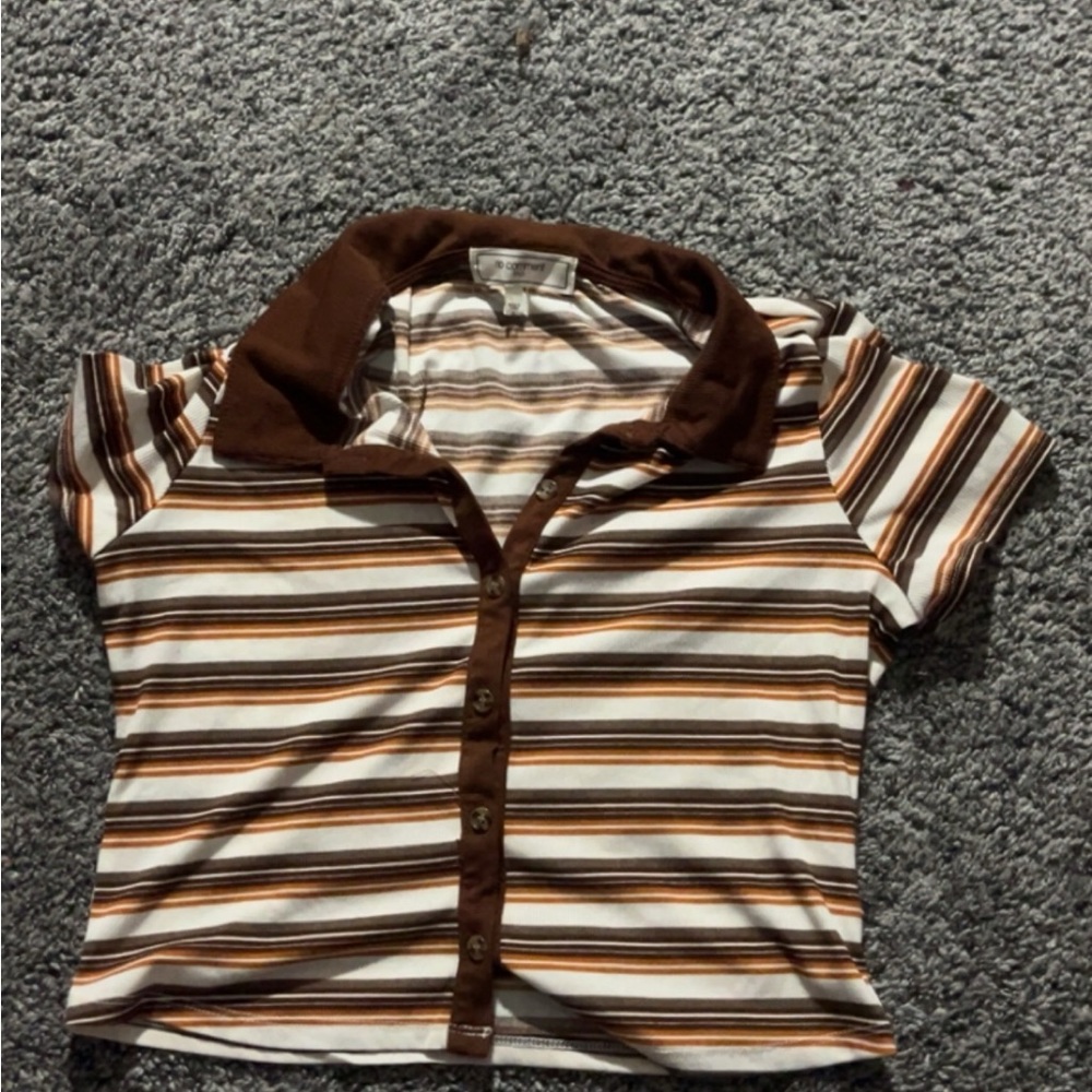 Brown and a crop top